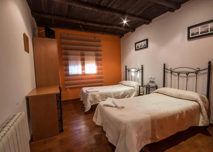 El Tirol 게스트하우스 3*